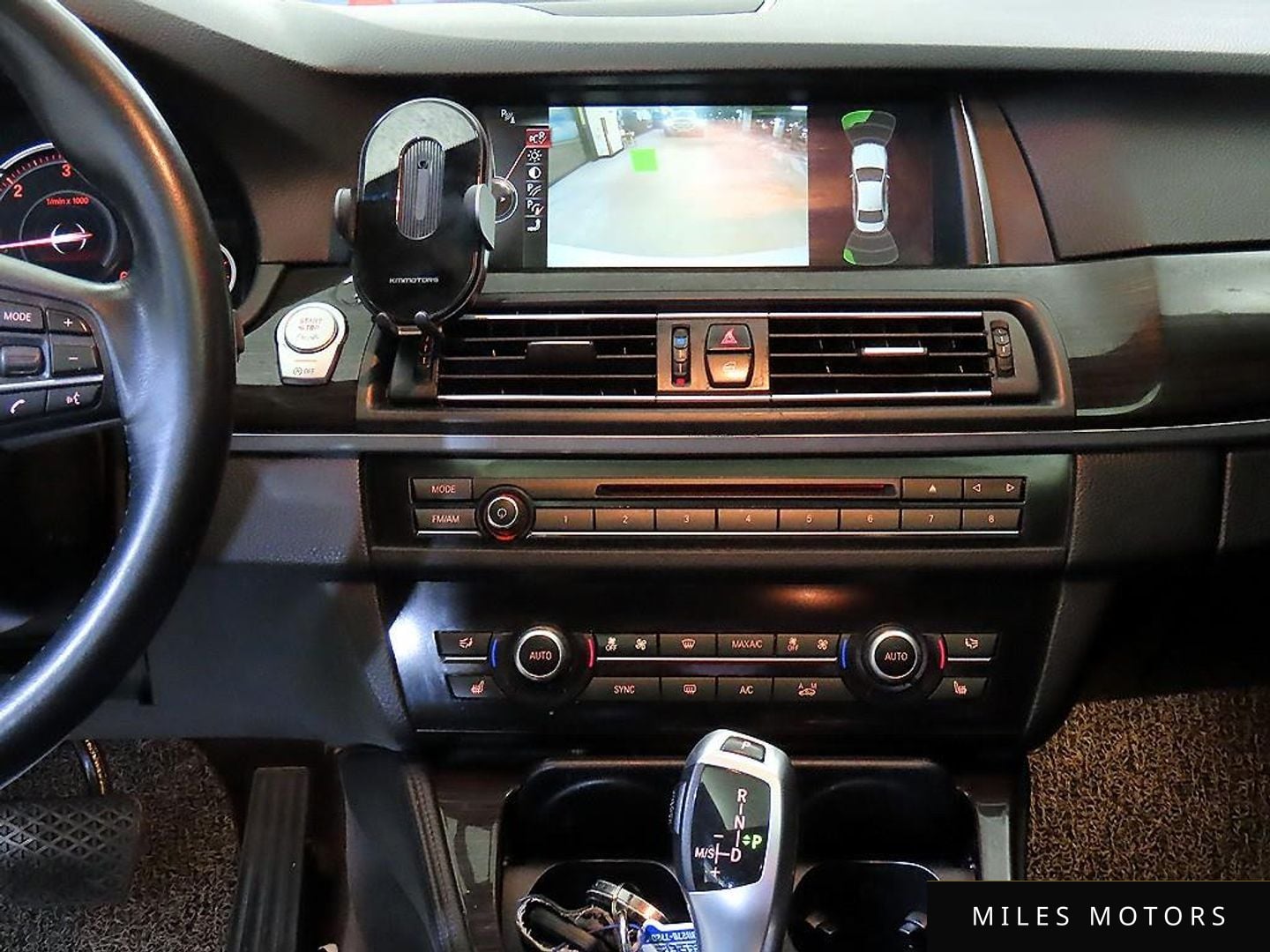 BMW 5 Series (F10) 2014 — миниатюра 12