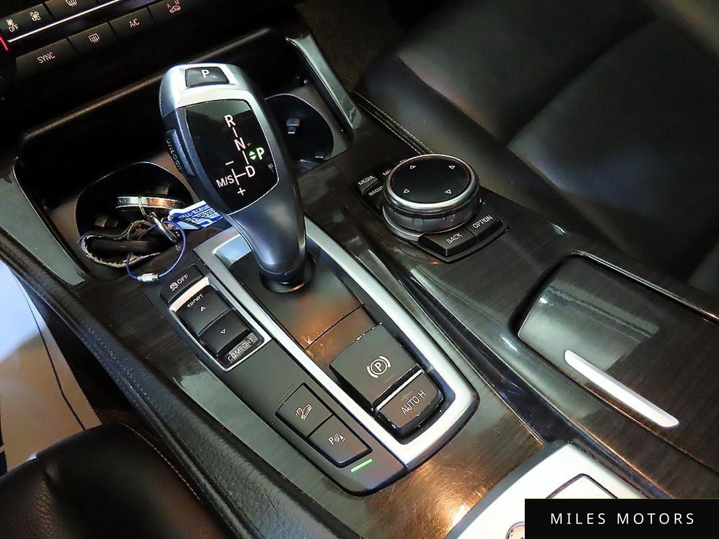 BMW 5 Series (F10) 2014 — миниатюра 19