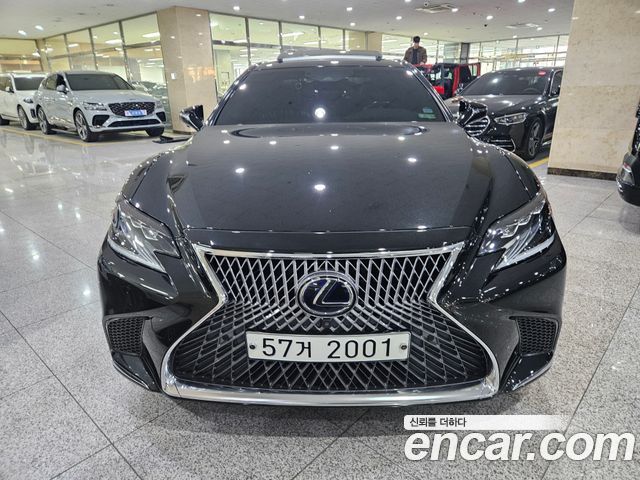 Лексус LS500h 2018 — миниатюра 2