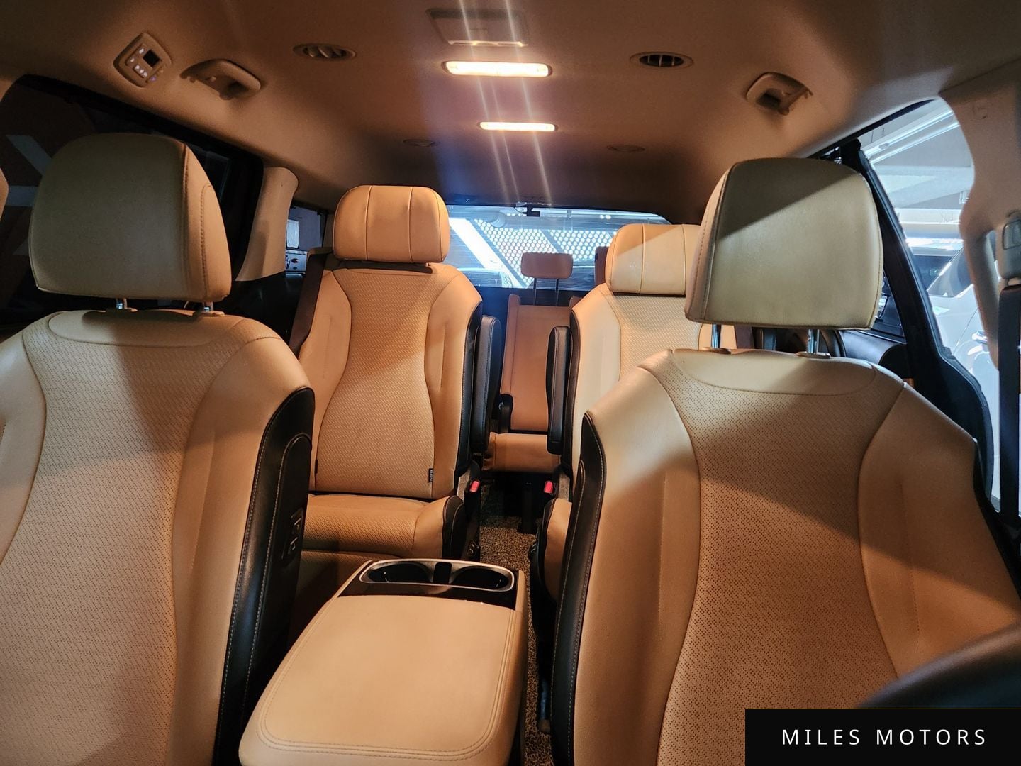 Kia Carnival 2023 — миниатюра 10