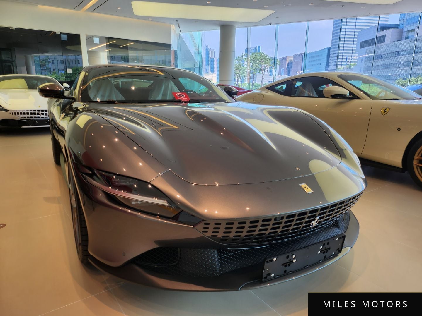 Ferrari Roma 2023 — миниатюра 2