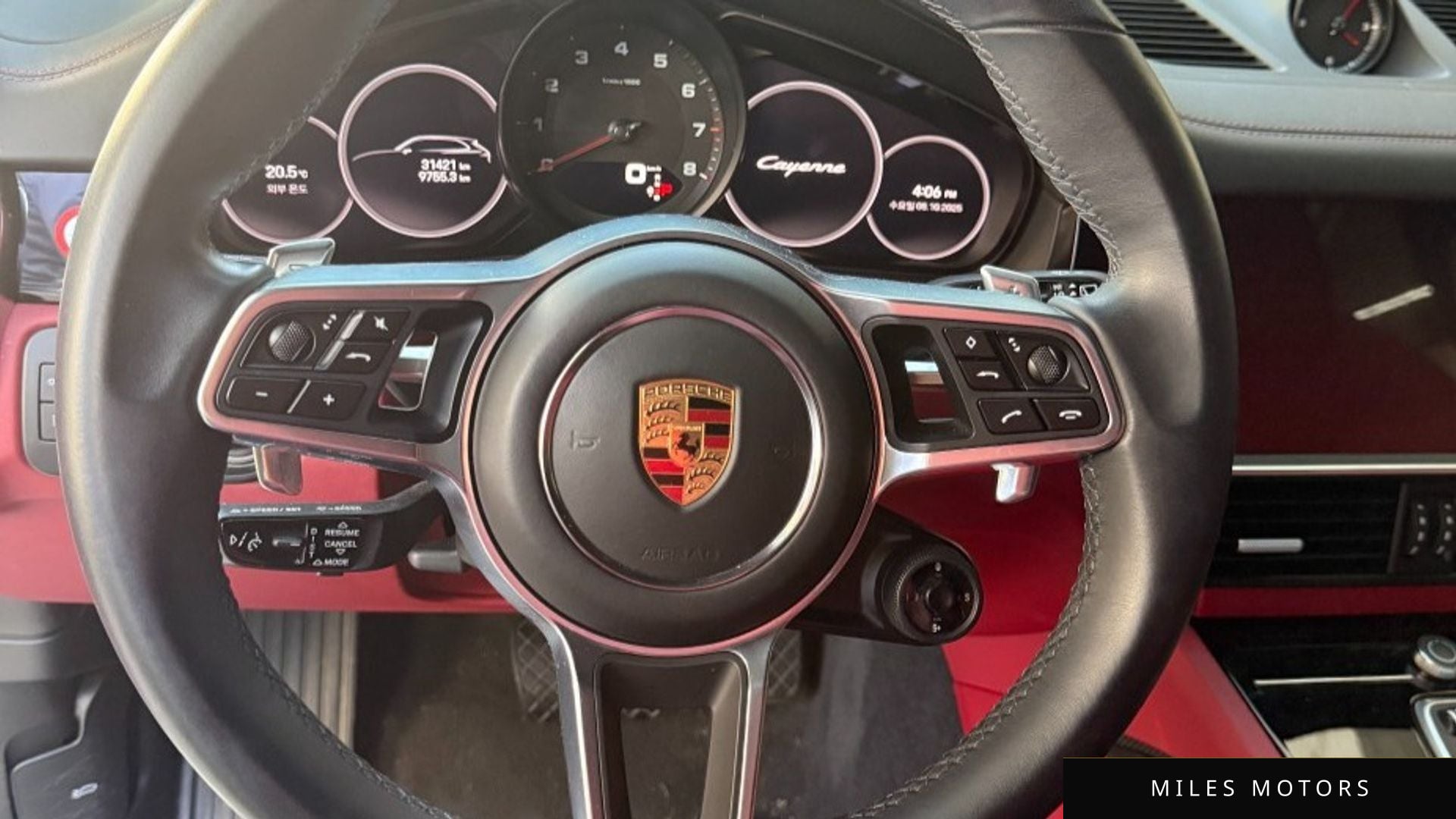 Porsche Cayenne 2023 — миниатюра 10