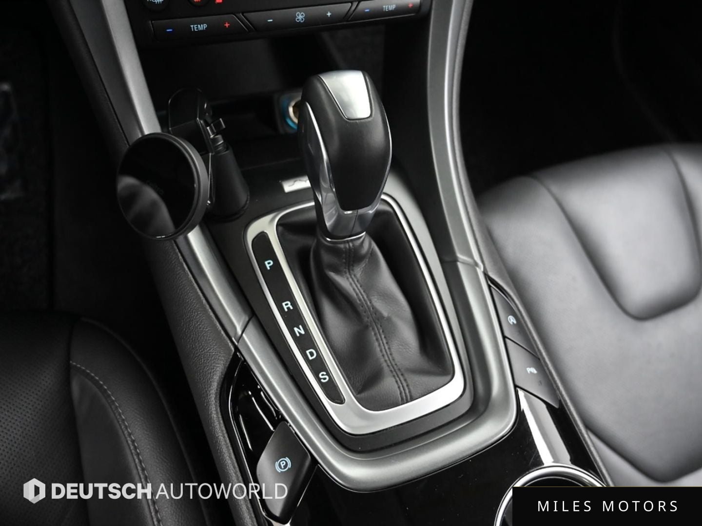 Ford Mondeo 2017 — миниатюра 9