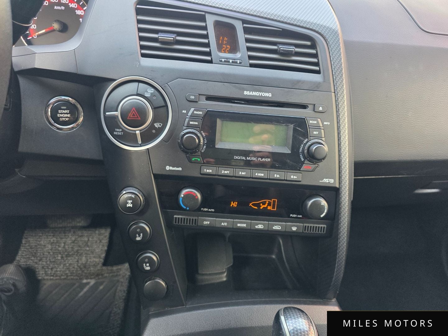 KG Mobility KORANDO 2015 — миниатюра 6