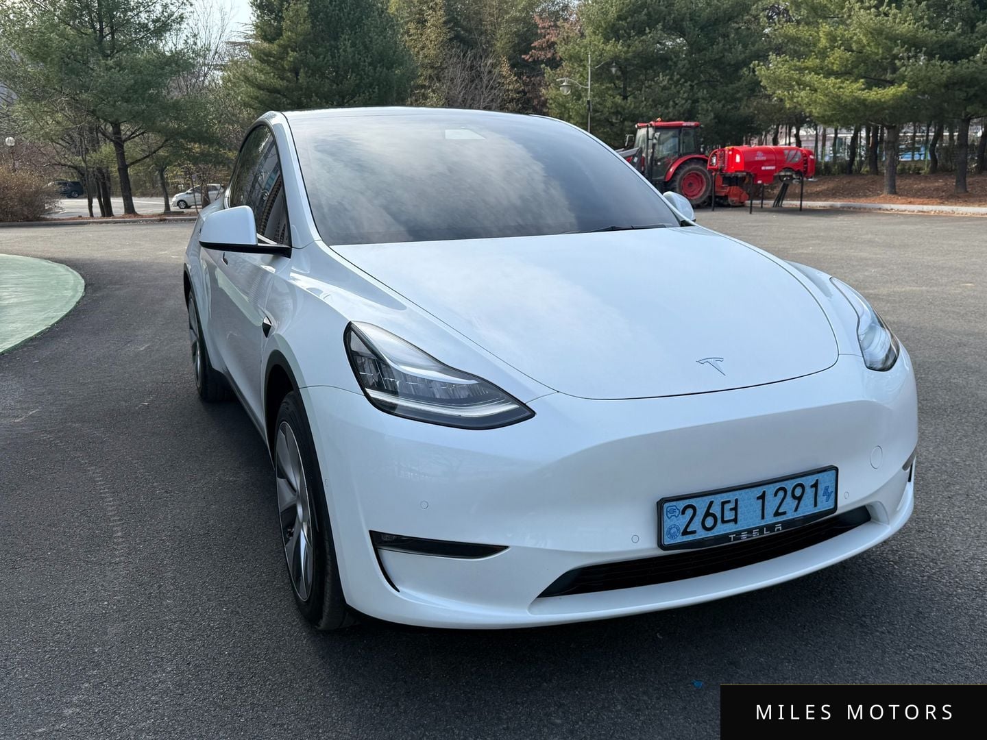 Tesla Model Y 2021 — миниатюра 2