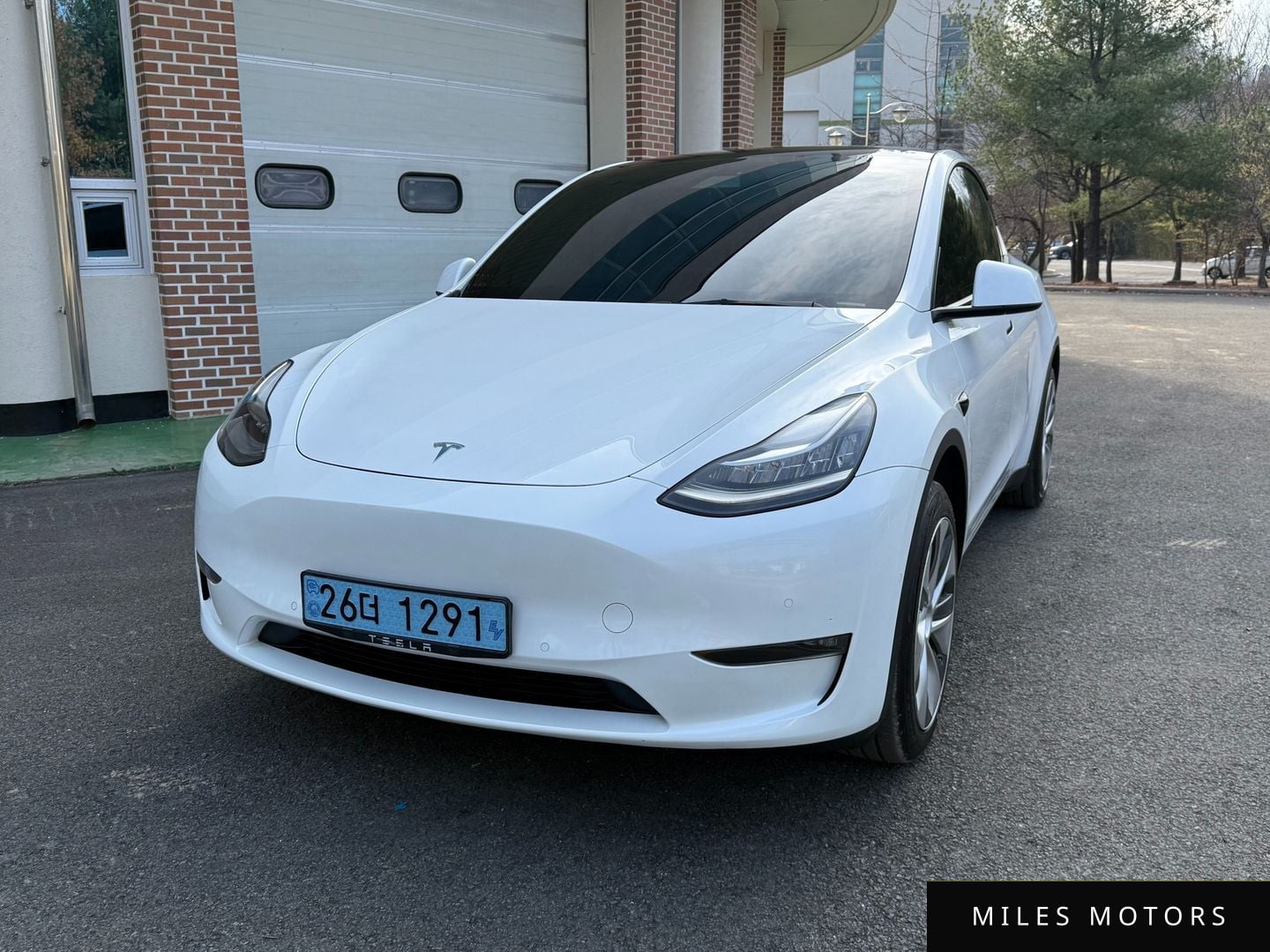 Tesla Model Y 2021 — миниатюра 3