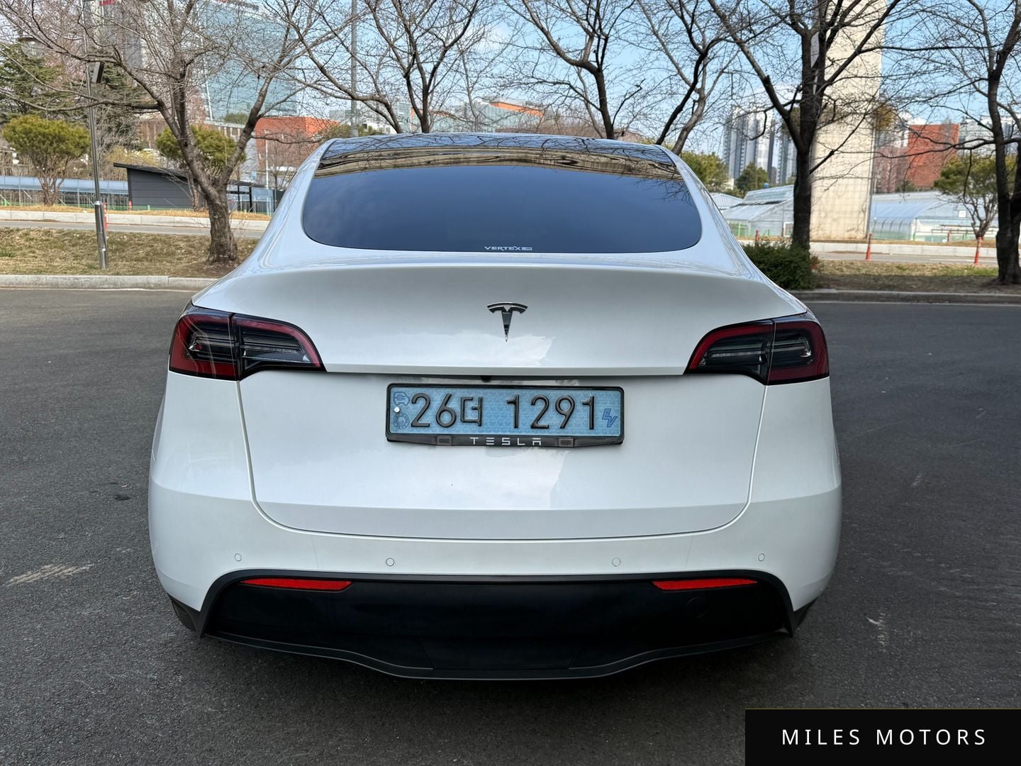 Tesla Model Y 2021 — миниатюра 5