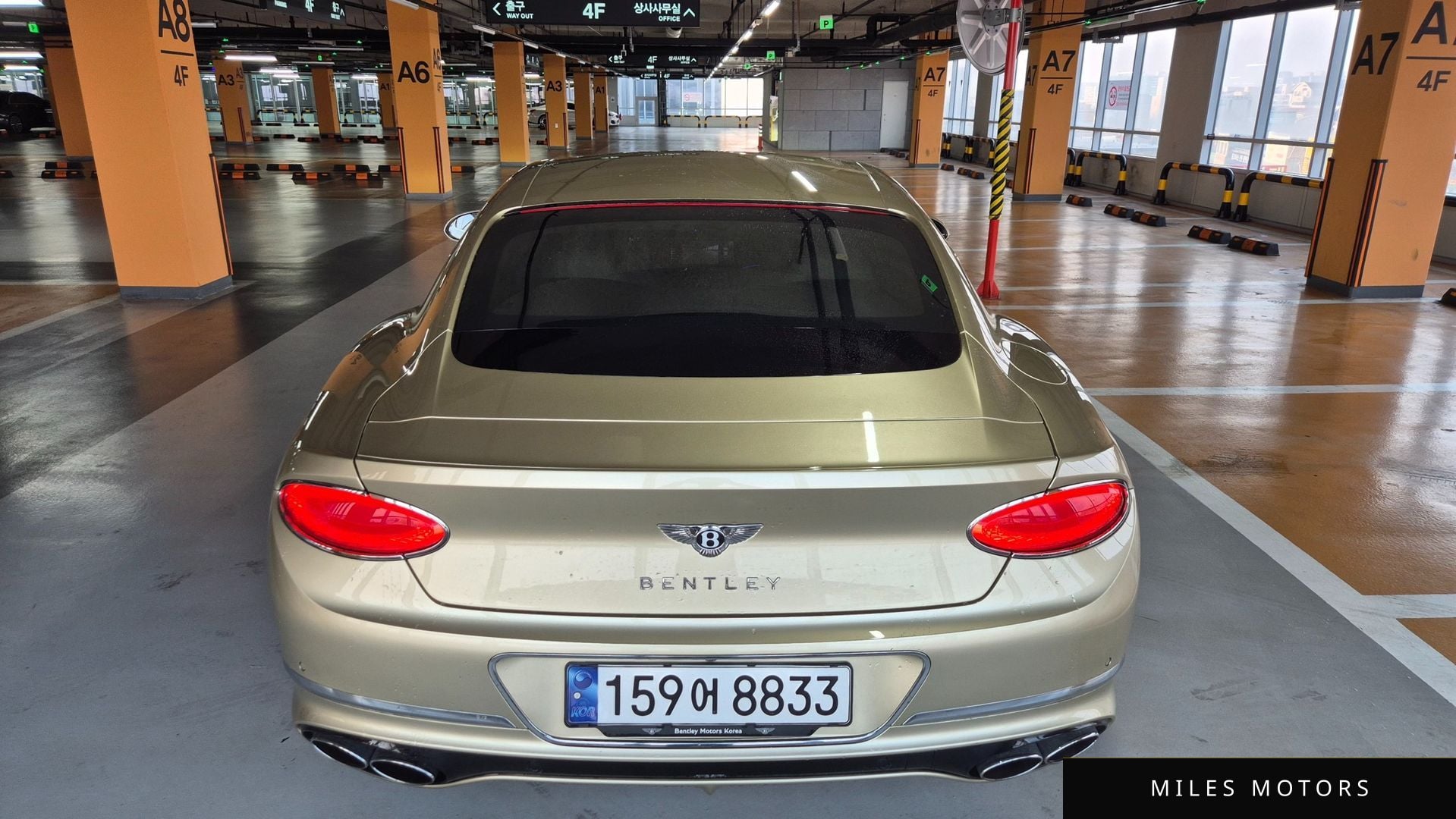 Bentley Continental GT 2023 — миниатюра 5