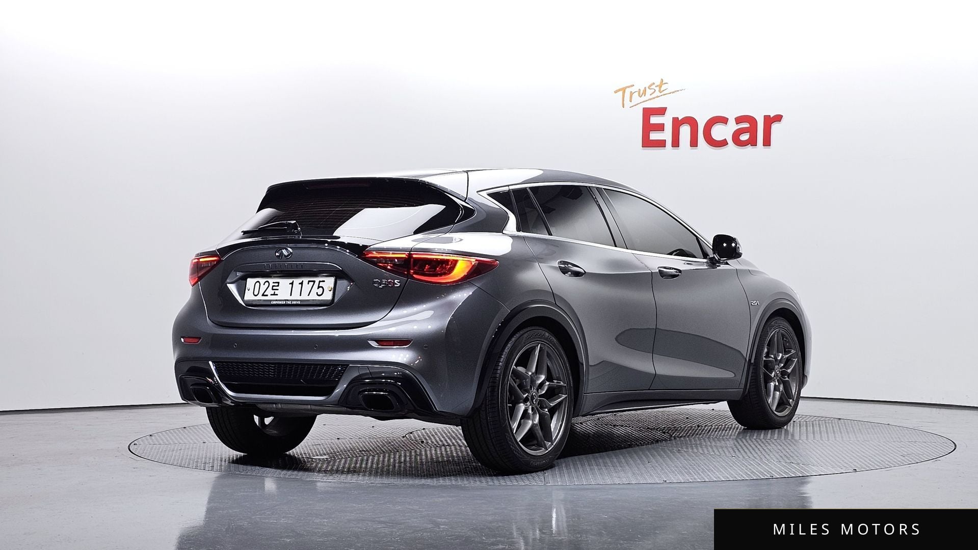 Infiniti Q30 2017 — миниатюра 2