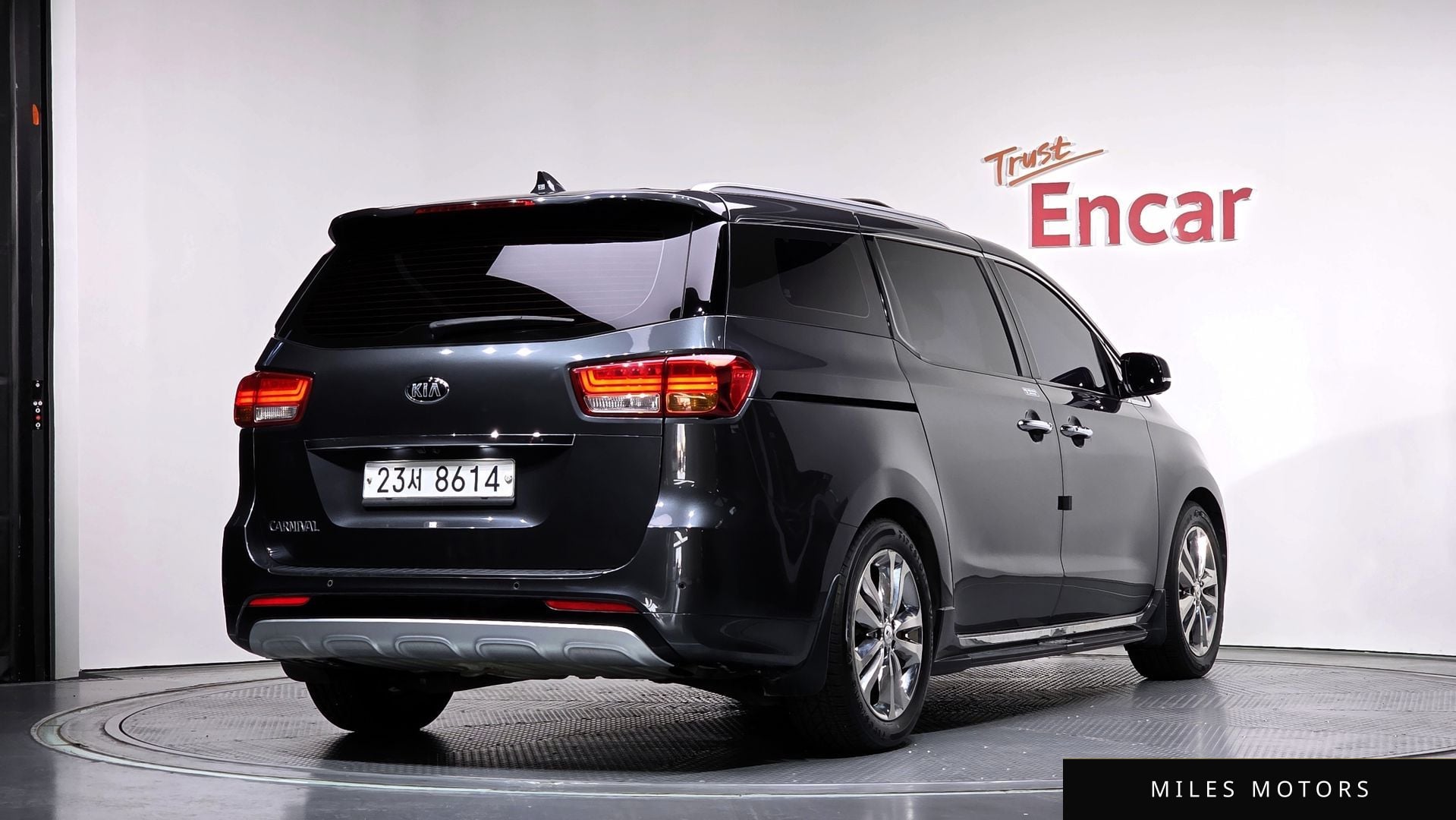 Kia Canival 2018 — миниатюра 2
