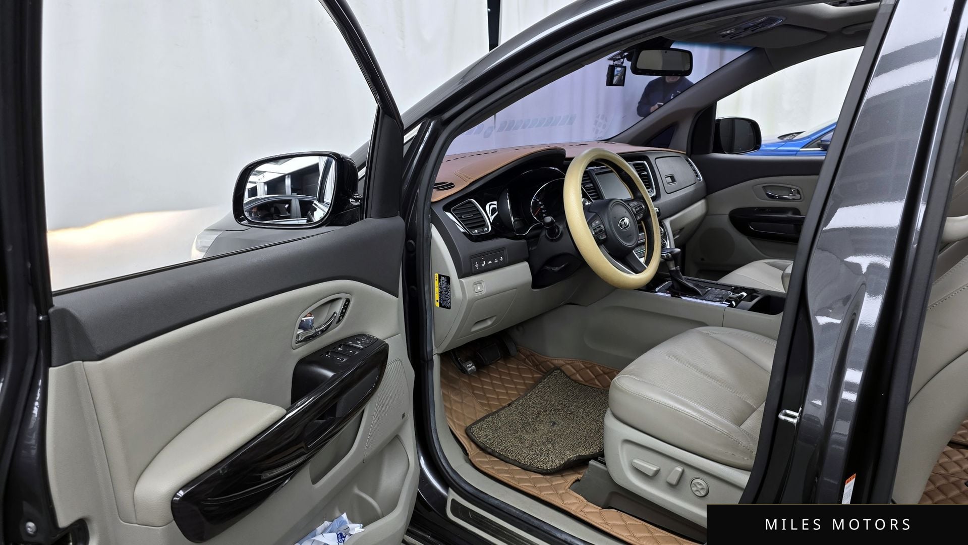 Kia Canival 2018 — миниатюра 10