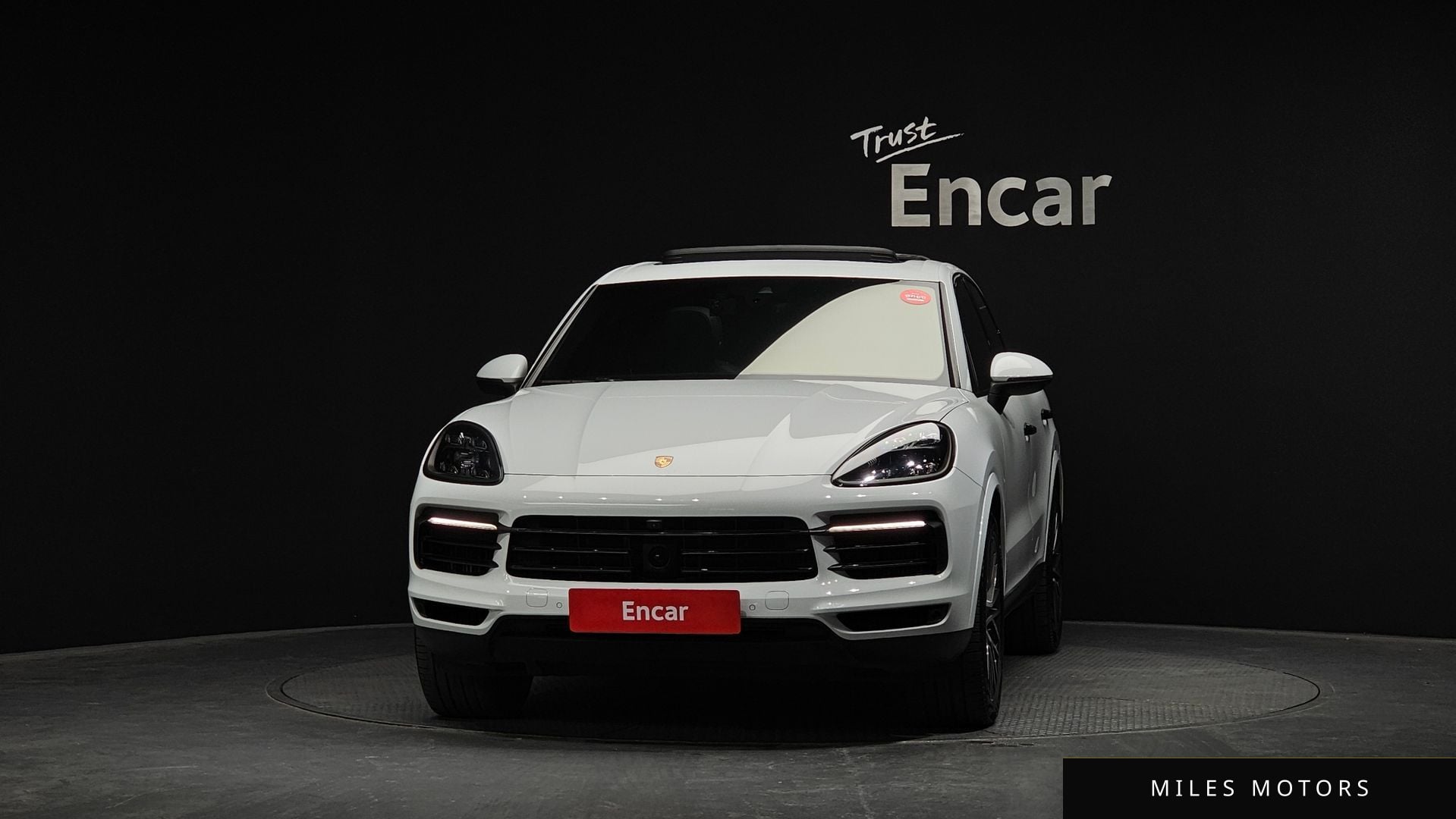 Porsche Cayenne 2019 — миниатюра 3