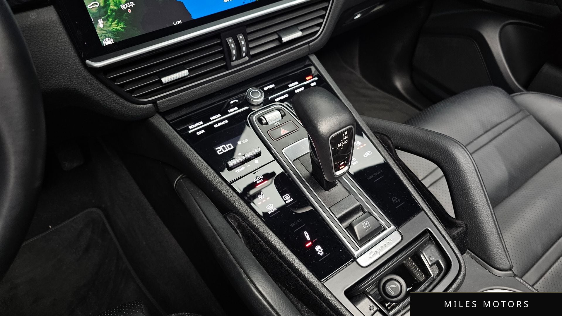 Porsche Cayenne 2019 — миниатюра 9