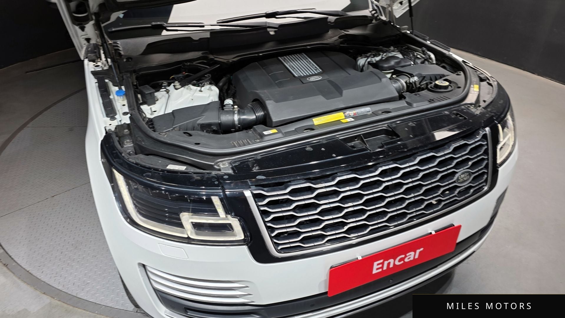 Land Rover Range Rover 2021 — миниатюра 6