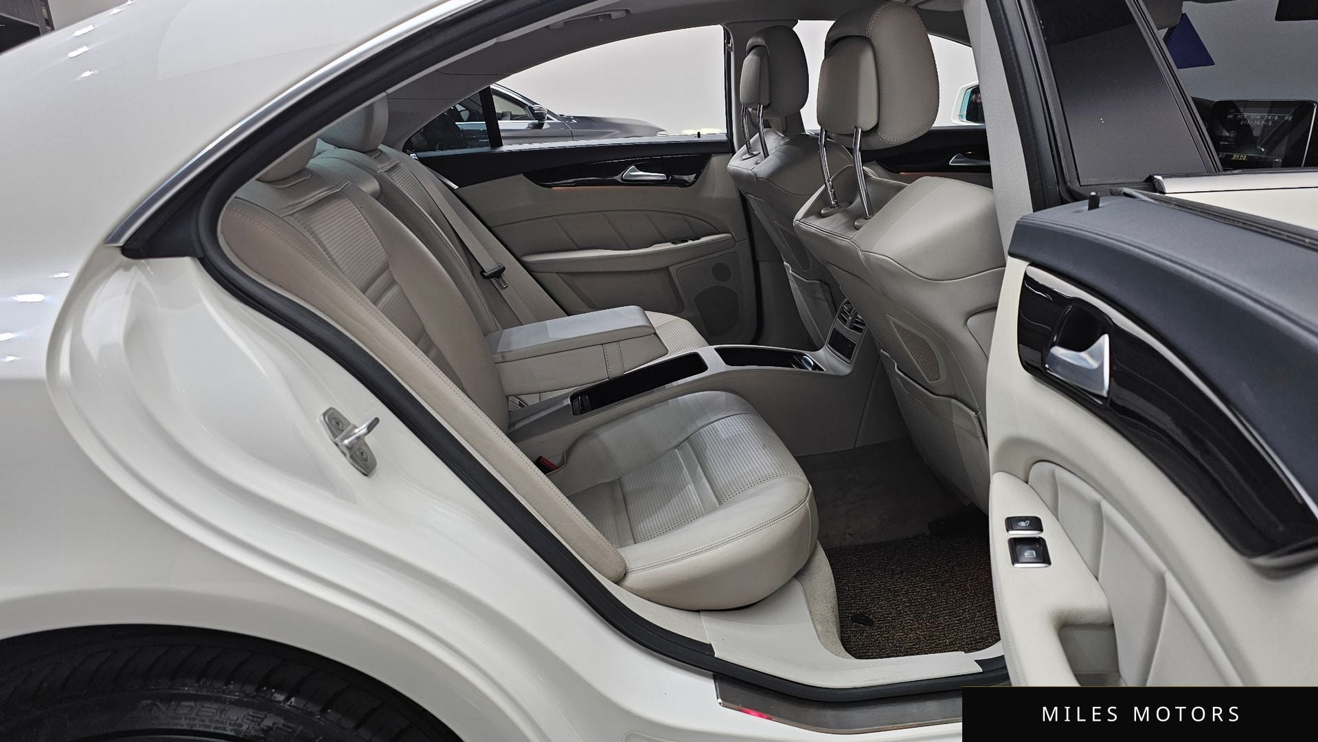 Mercedes-Benz CLS-Class W218 2015 — миниатюра 12