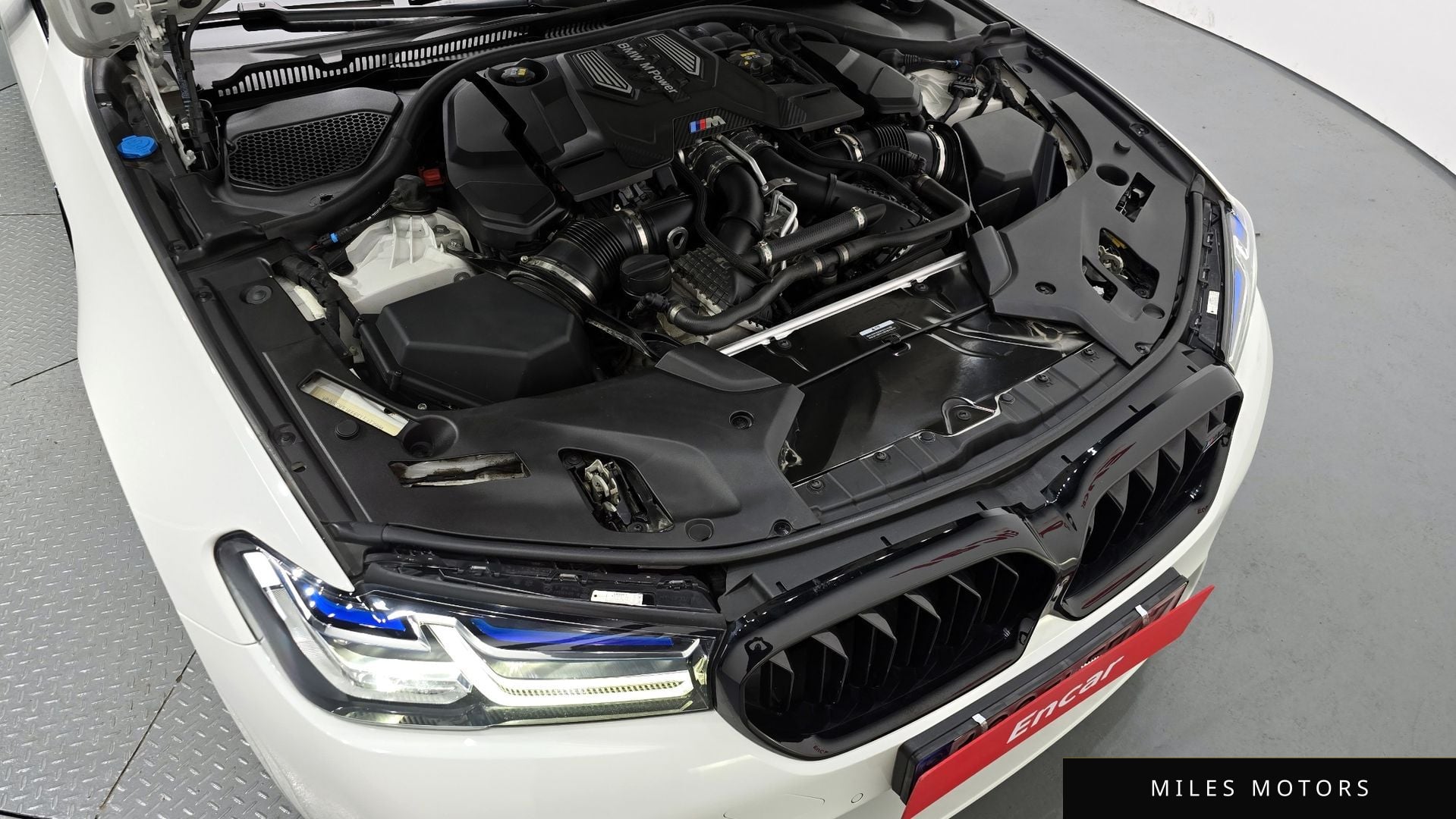 BMW M5 (F90) 2023 — миниатюра 6