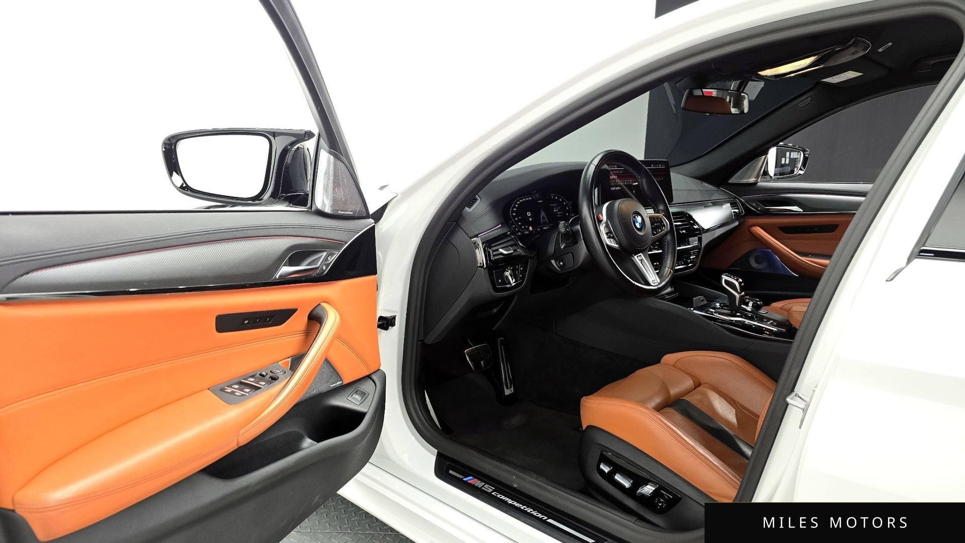 BMW M5 (F90) 2023 — миниатюра 11