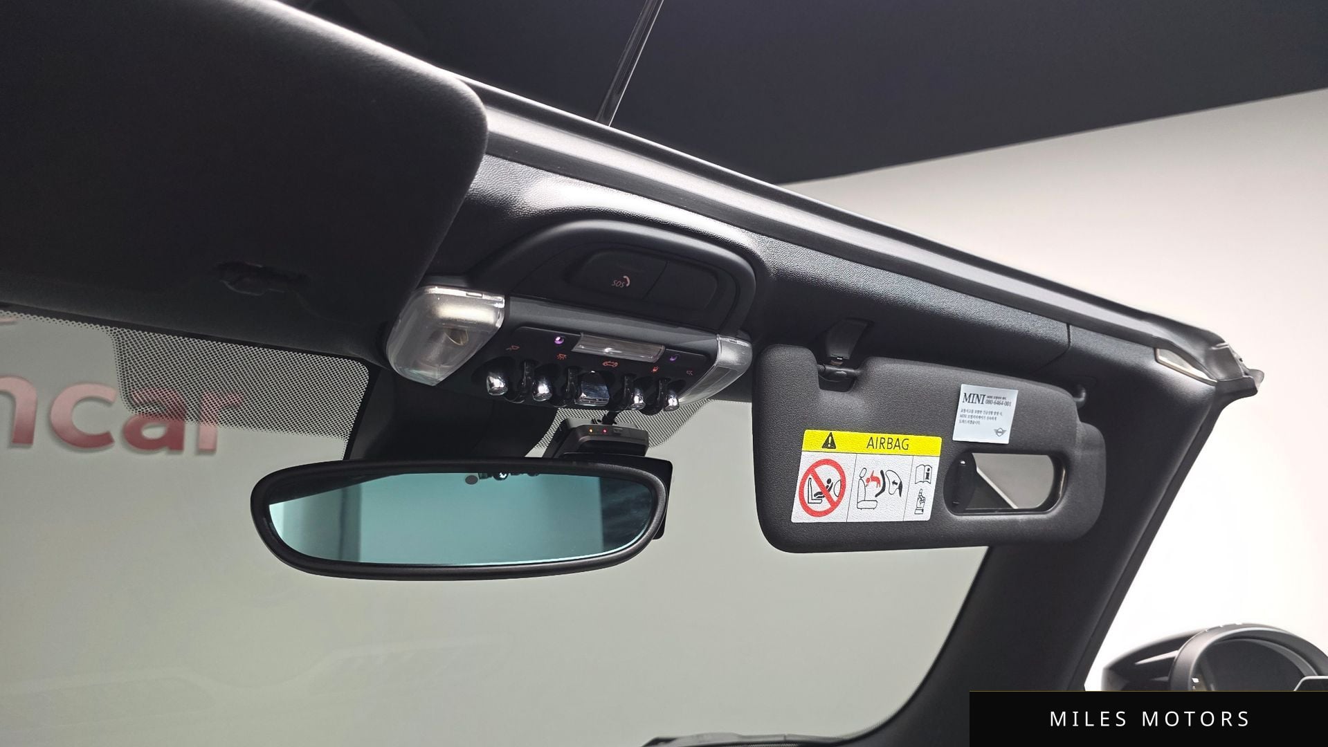 MINI 쿠퍼 컨버터블 2024 — миниатюра 19