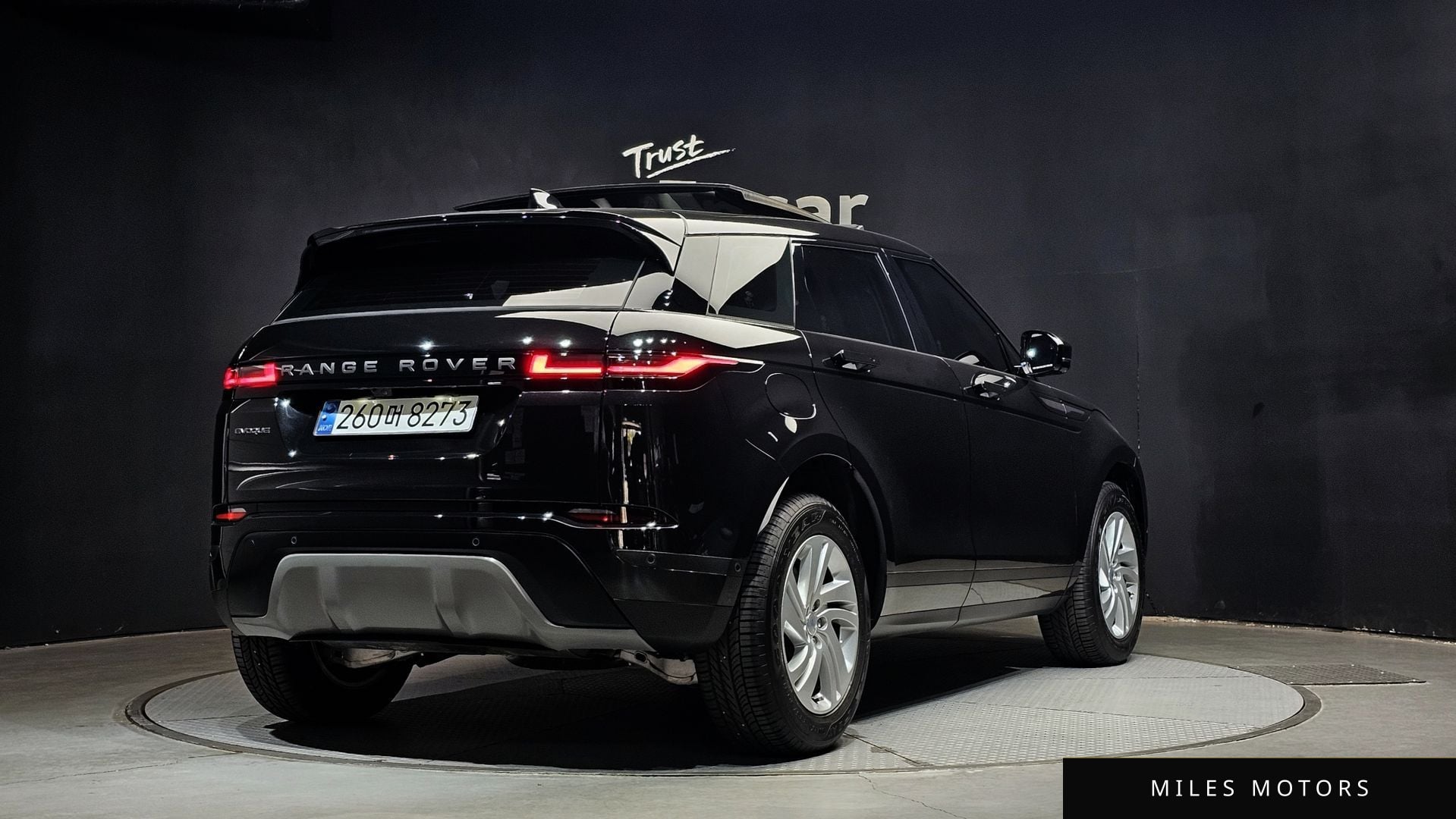 Land Rover Range Rover Evoque 2025 — миниатюра 2