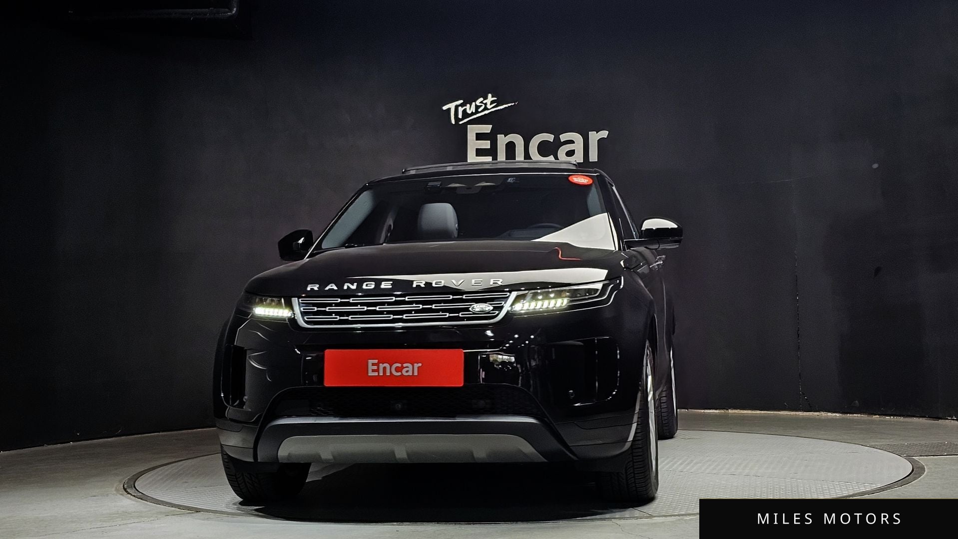 Land Rover Range Rover Evoque 2025 — миниатюра 3