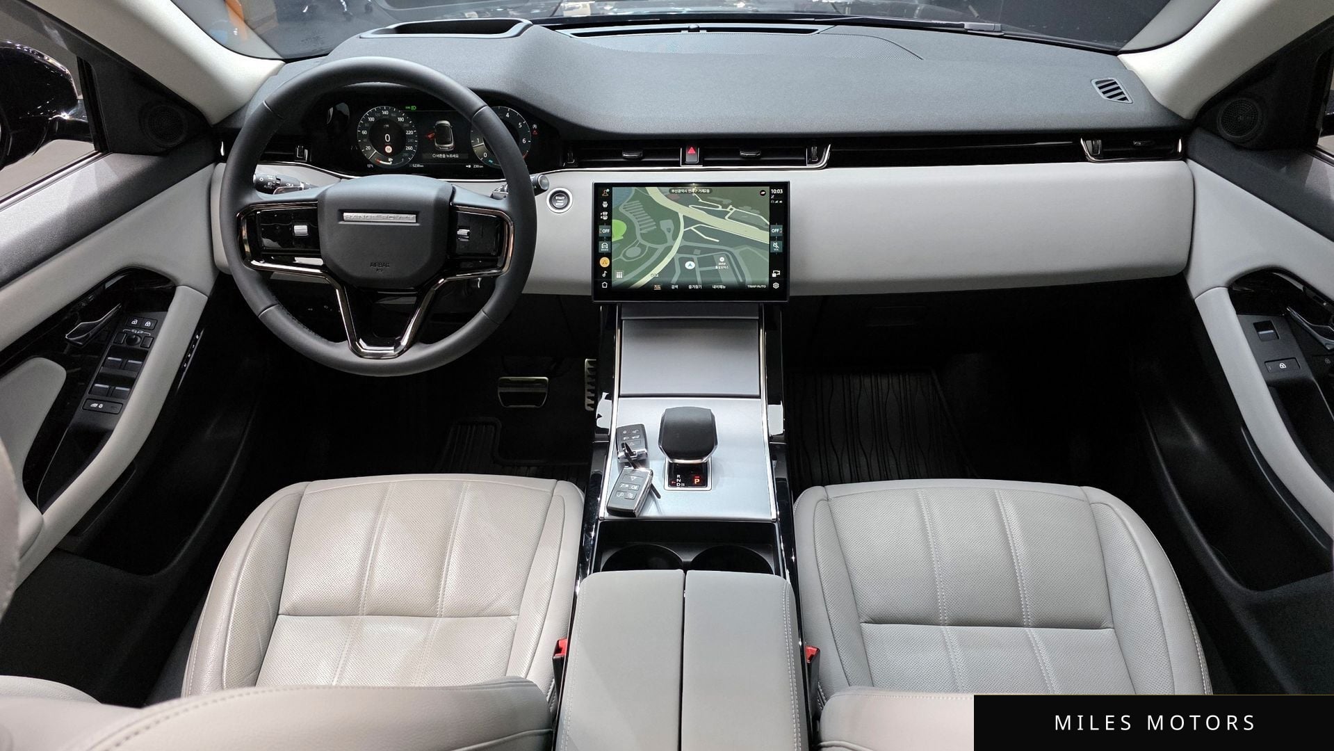 Land Rover Range Rover Evoque 2025 — миниатюра 7