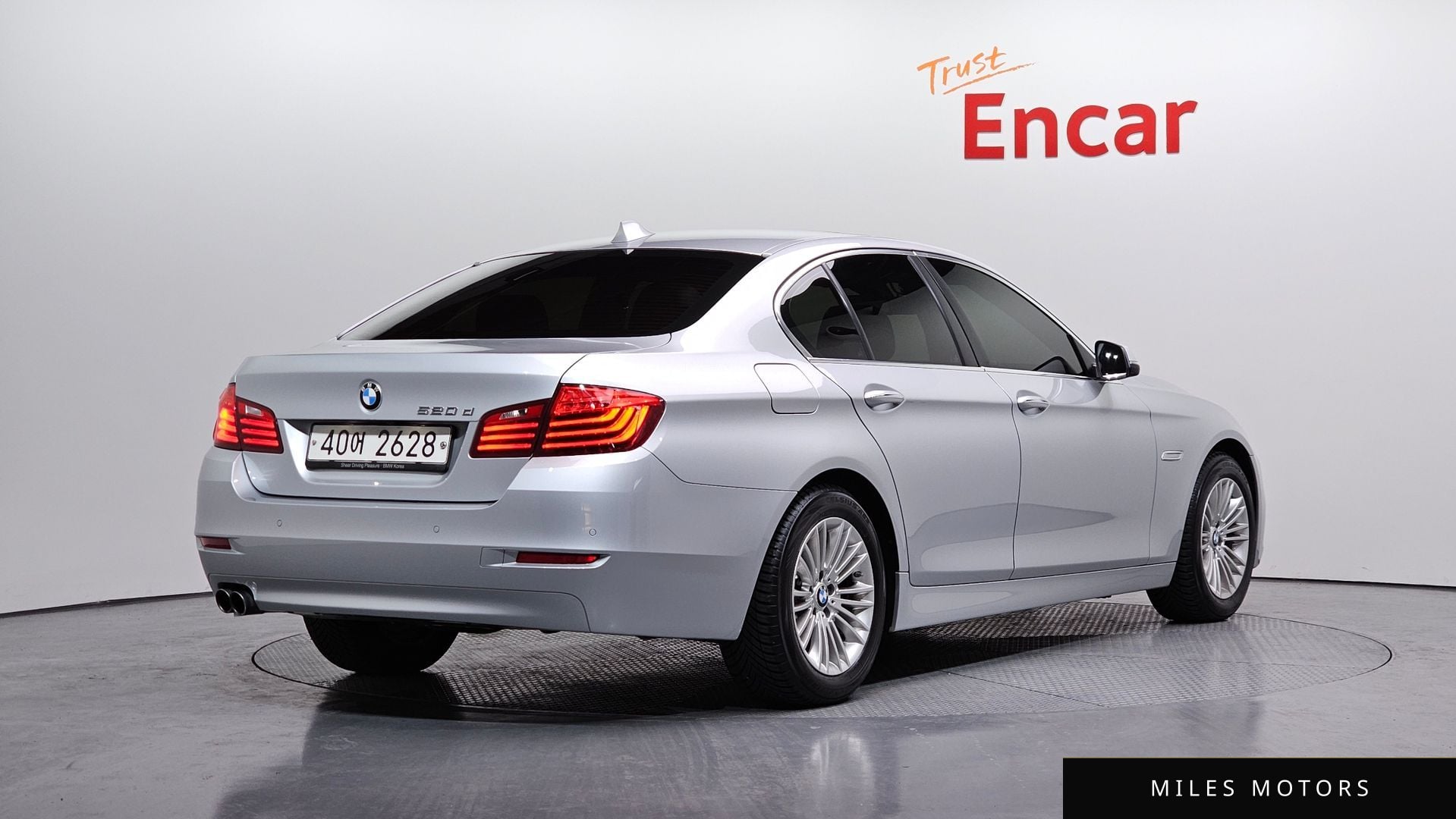 BMW 5 Series (F10) 2014 — миниатюра 2