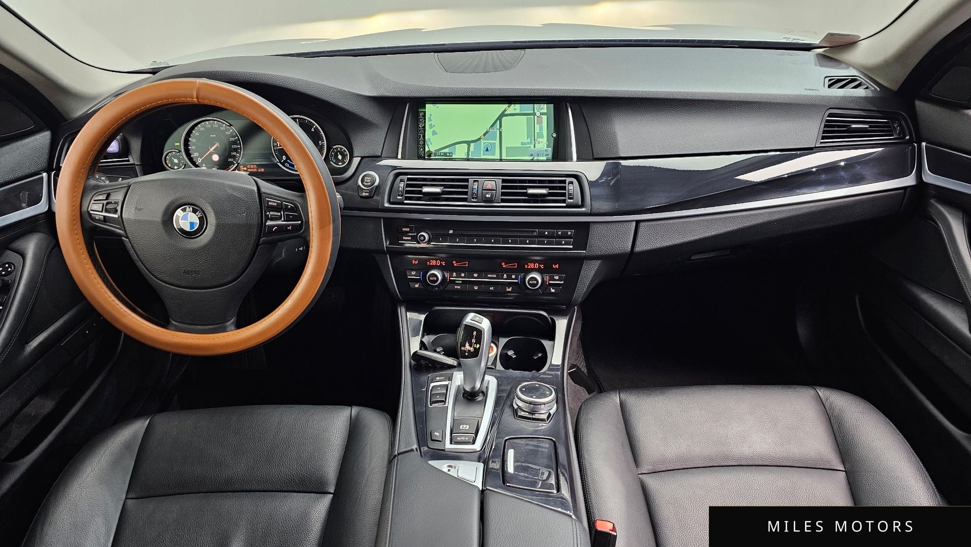 BMW 5 Series (F10) 2014 — миниатюра 7
