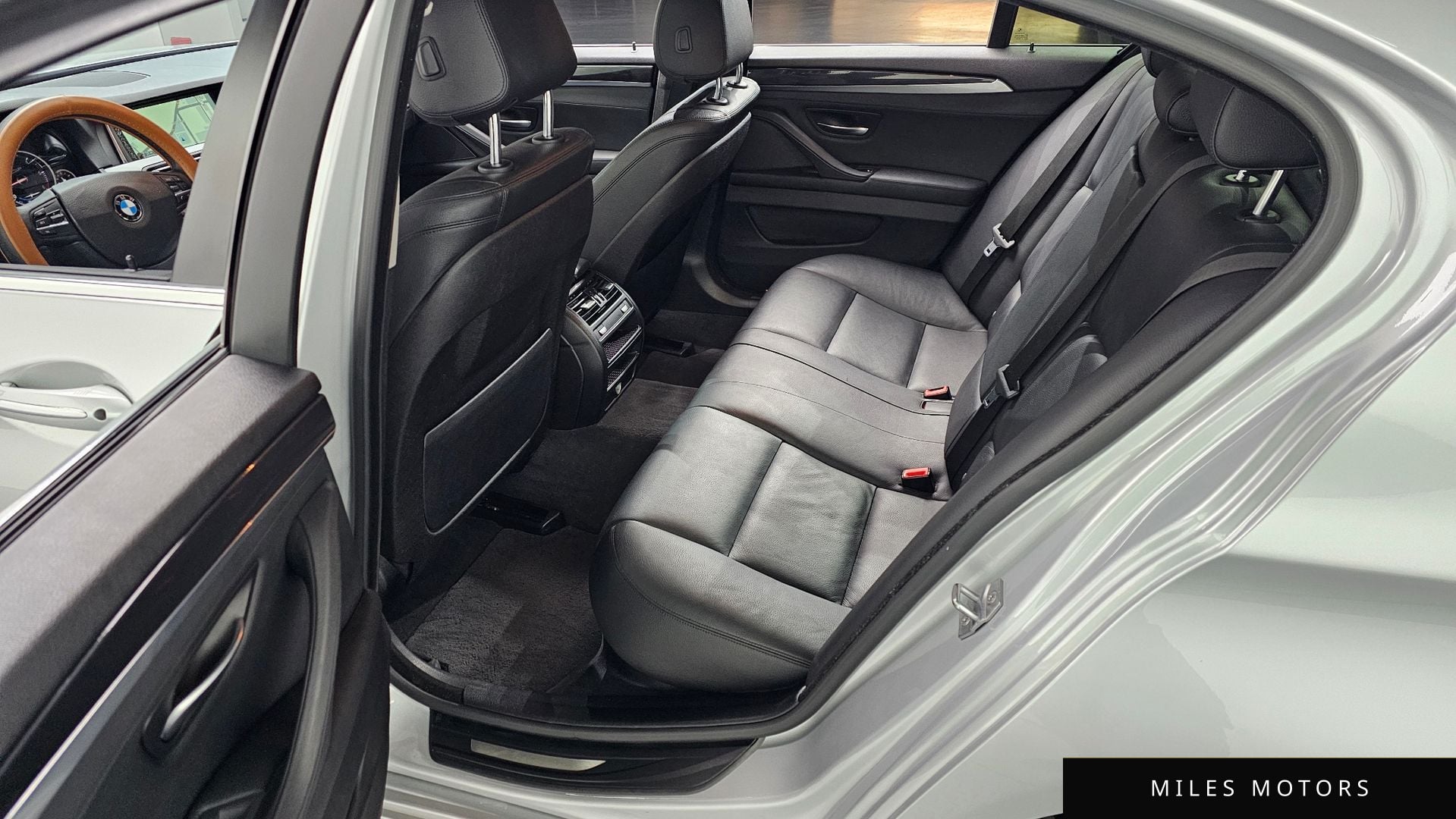 BMW 5 Series (F10) 2014 — миниатюра 12