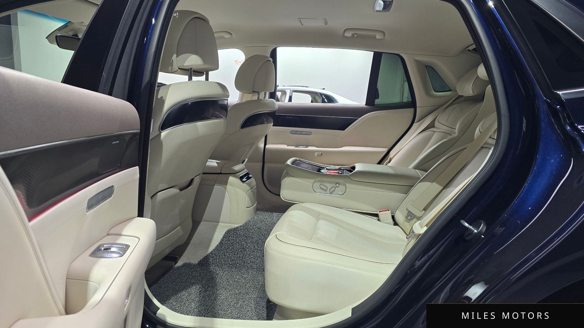 Genesis G90 (RS4) 2023 — миниатюра 12