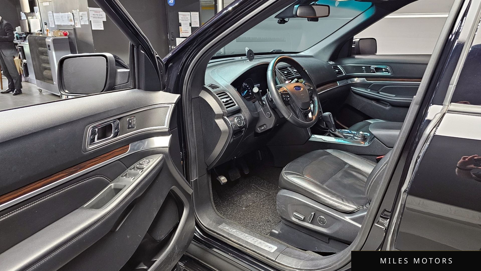 Ford Explorer 2016 — миниатюра 11