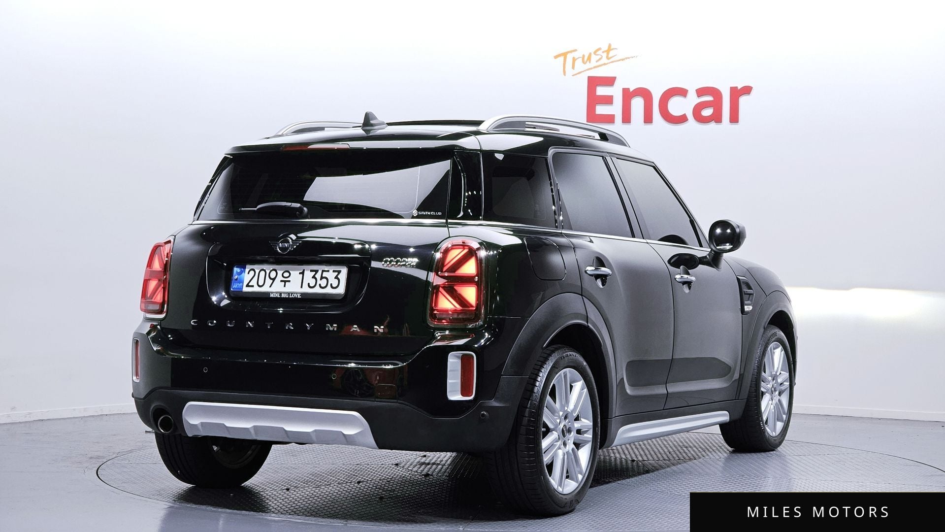 MINI 쿠퍼 컨트리맨 2023 — миниатюра 2