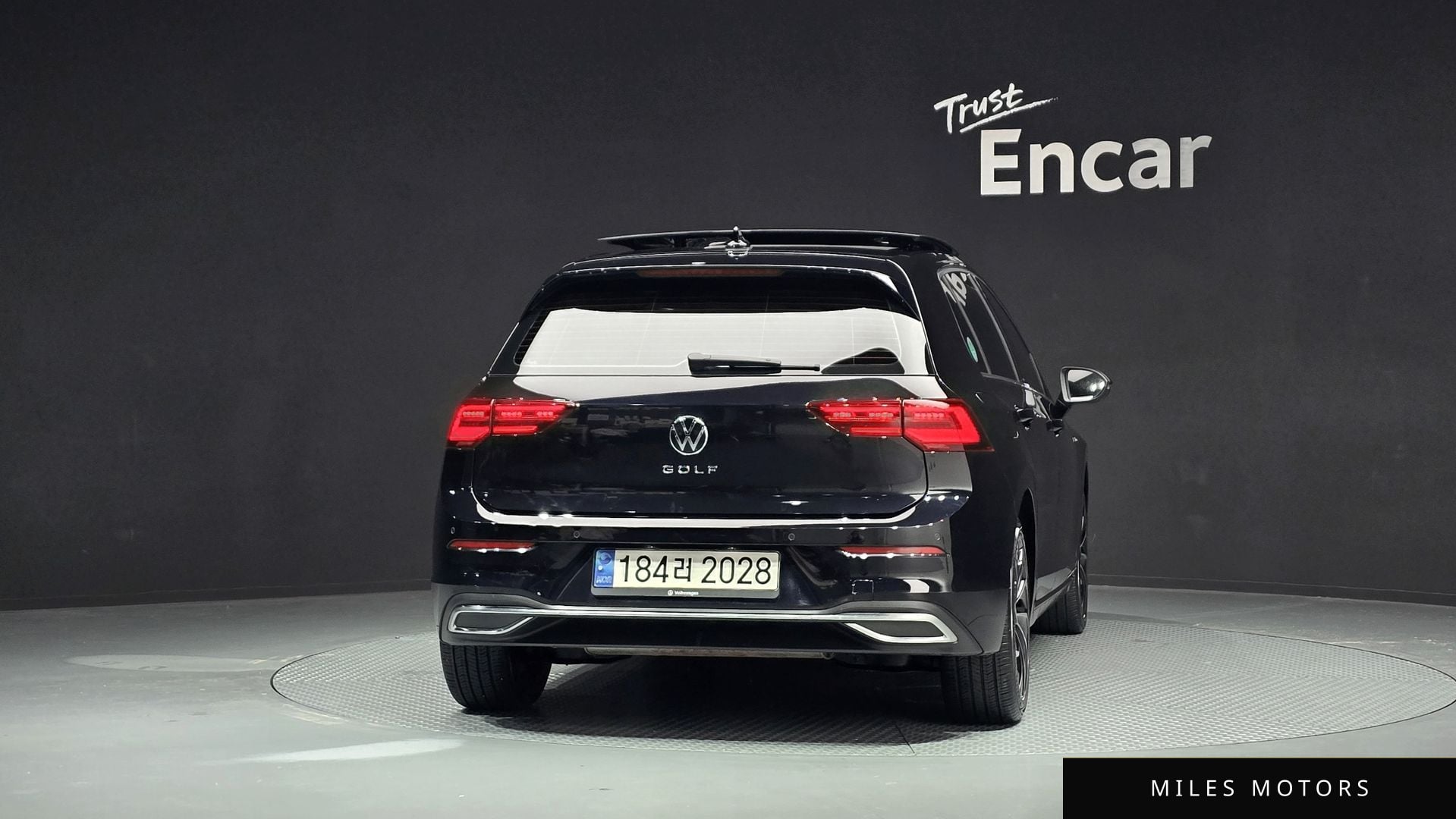 Volkswagen 골프 2022 — миниатюра 4