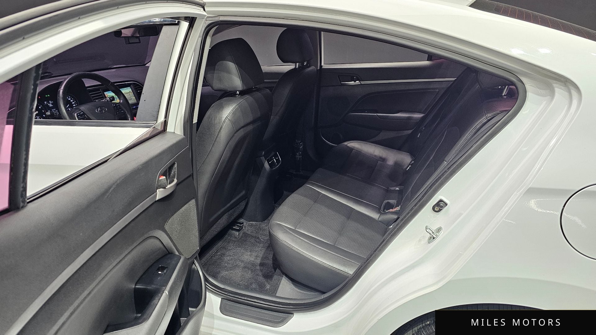 Hyundai AVANTE 2016 — миниатюра 12