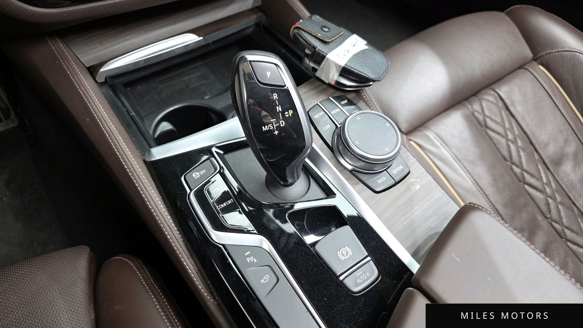 BMW 5 Series (G30) 2020 — миниатюра 9