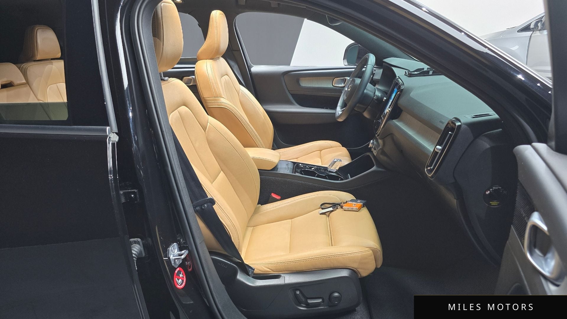 Volvo XC40 2021 — миниатюра 10