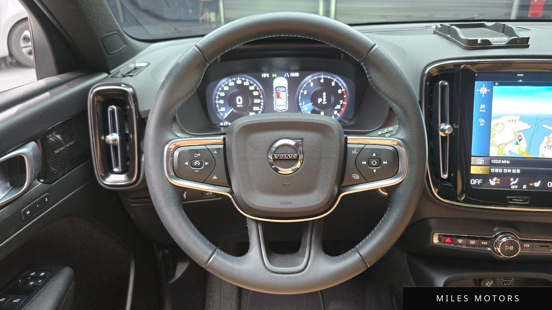 Volvo XC40 2021 — миниатюра 13