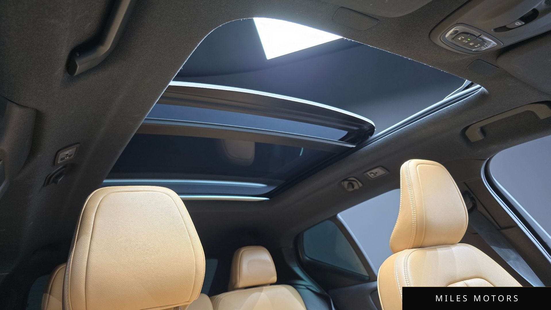 Volvo XC40 2021 — миниатюра 19