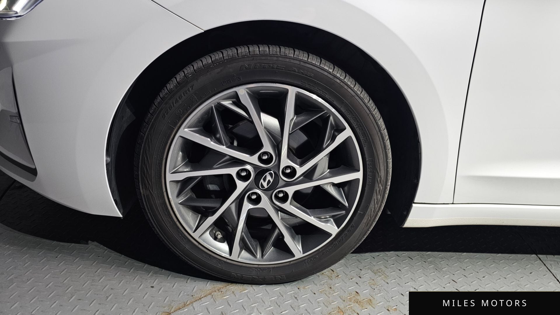 Hyundai AVANTE 2019 — миниатюра 5