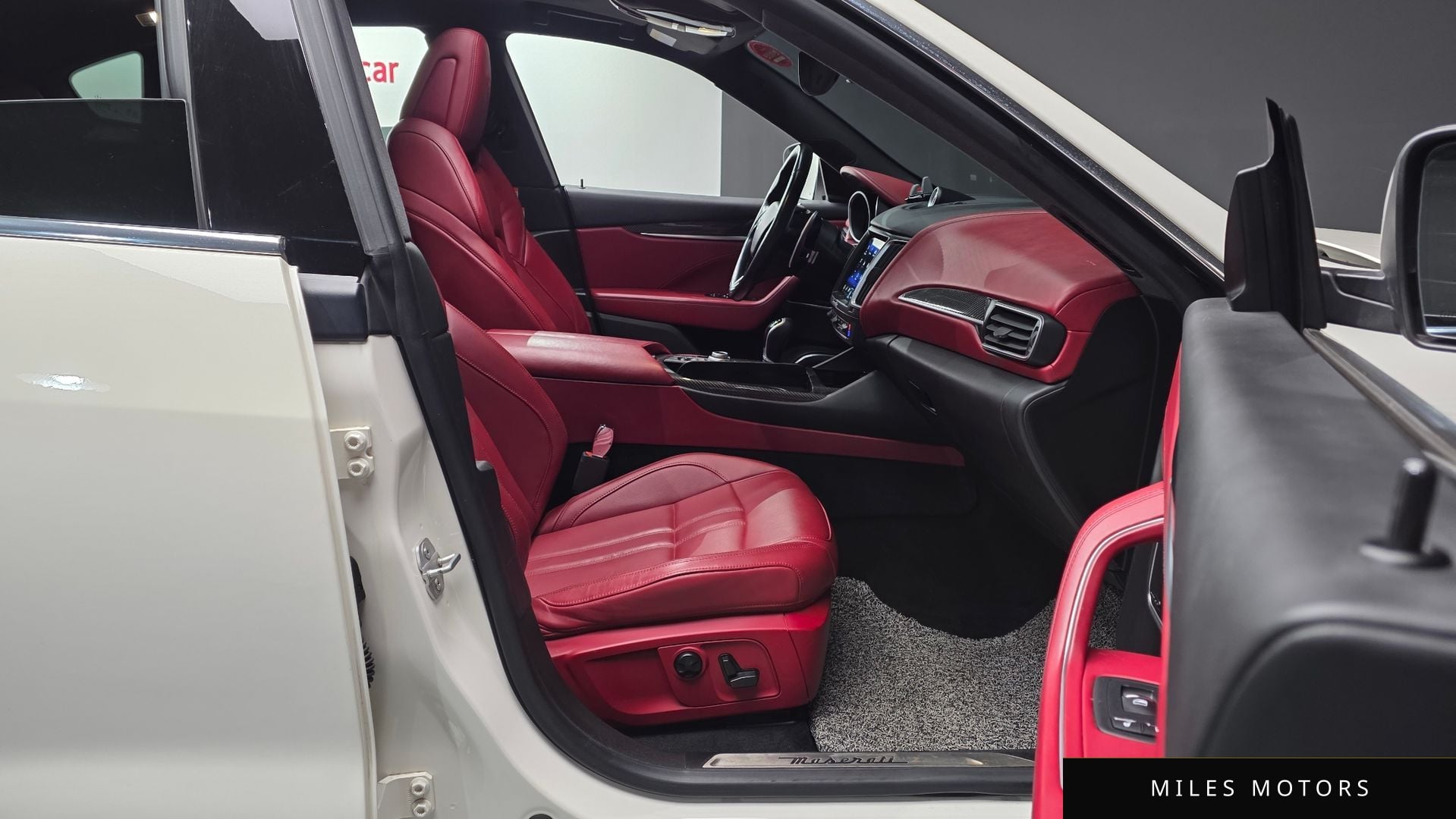 Maserati Levante 2018 — миниатюра 11