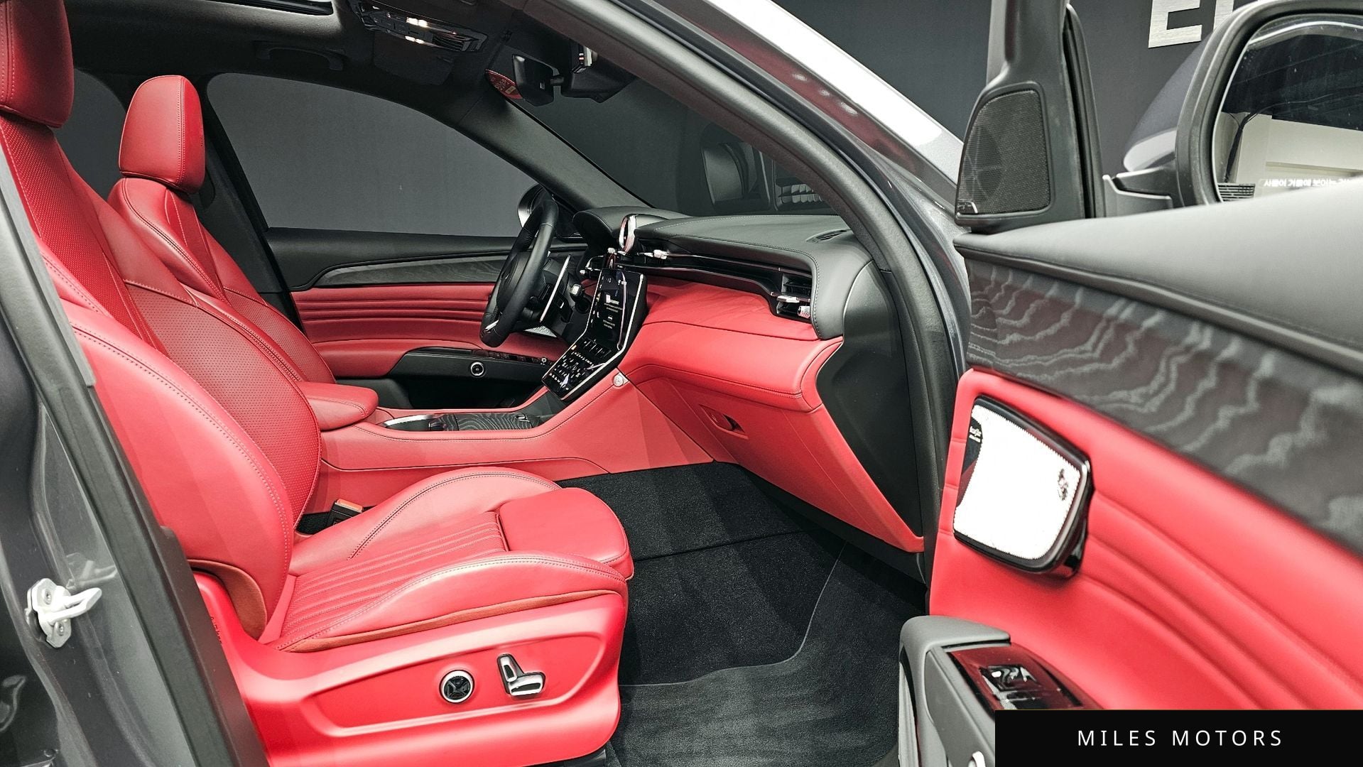 Maserati Grecale 2023 — миниатюра 10