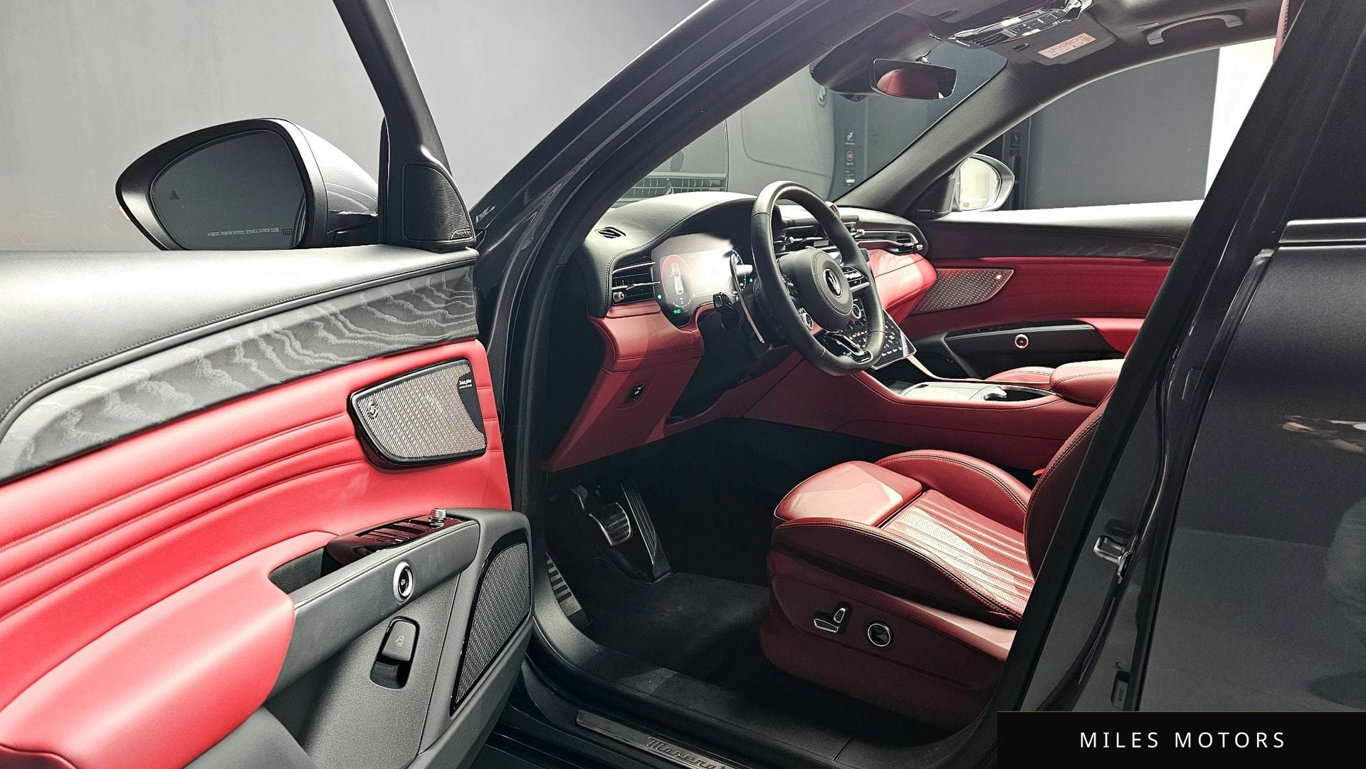 Maserati Grecale 2023 — миниатюра 12