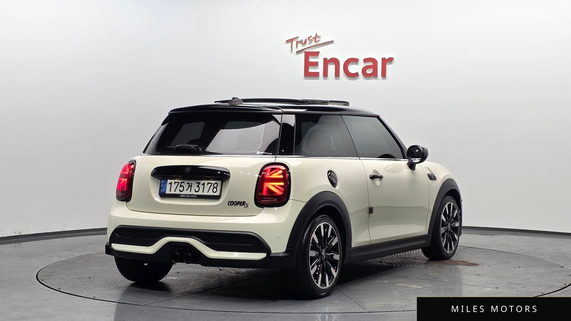 MINI Cooper S 2022 — миниатюра 2