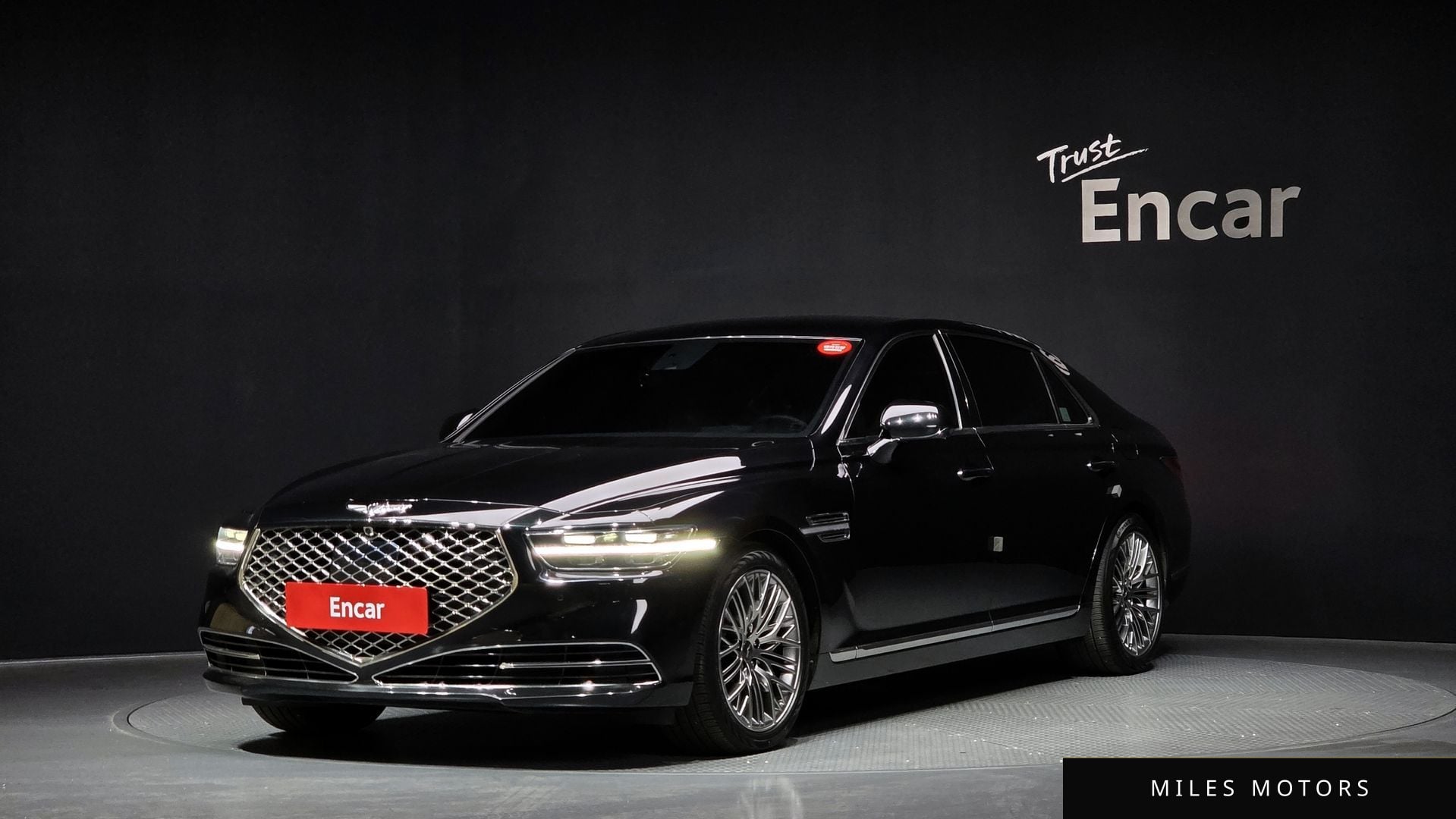 Genesis G90 2021 — фото 1 из 12
