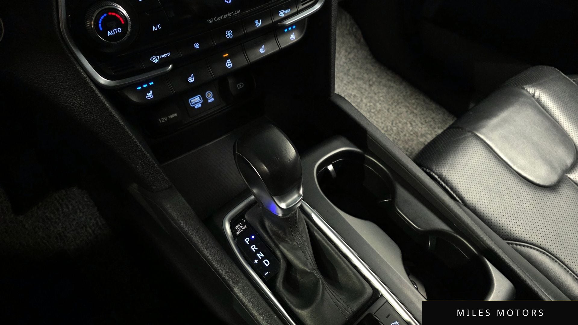 Hyundai Santafe 2019 — миниатюра 9