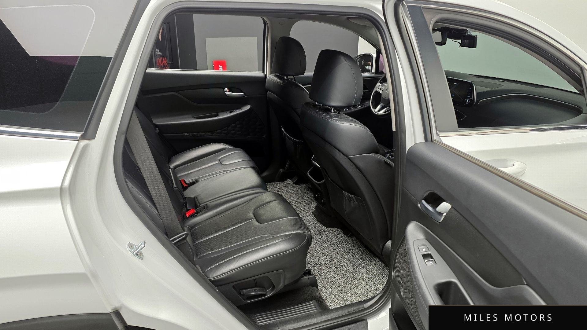 Hyundai Santafe 2019 — миниатюра 12