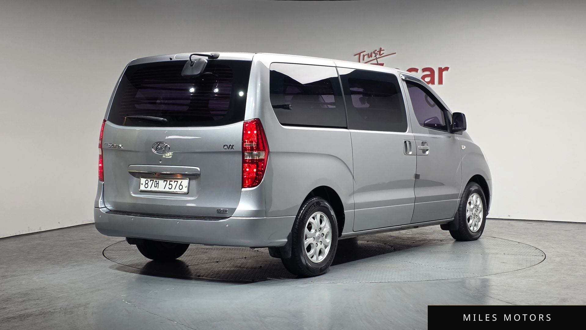 Hyundai Starex 2012 — миниатюра 2