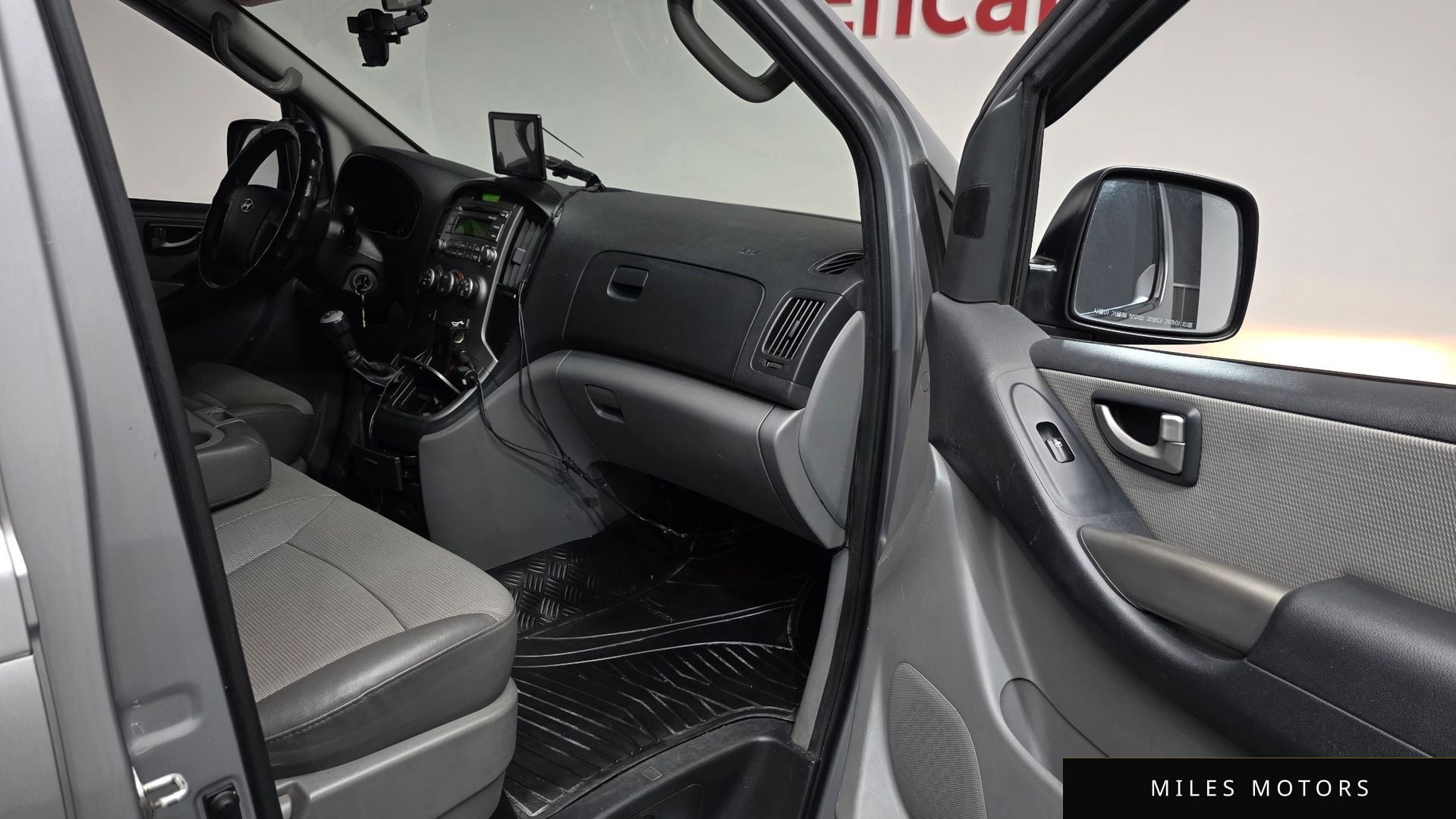 Hyundai Starex 2012 — миниатюра 11