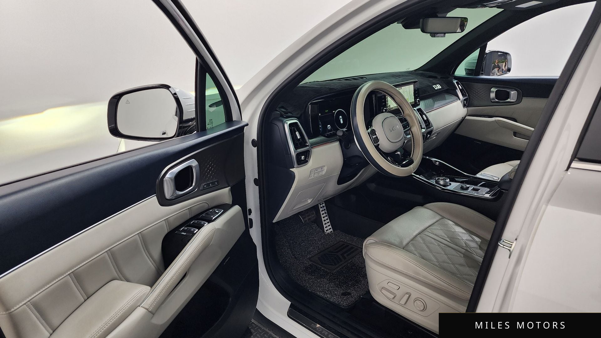 Kia Sorento 2023 — миниатюра 10