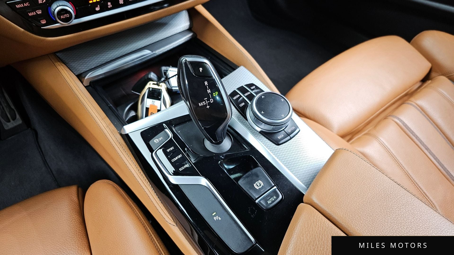 BMW 5 Series (G30) 2018 — миниатюра 9