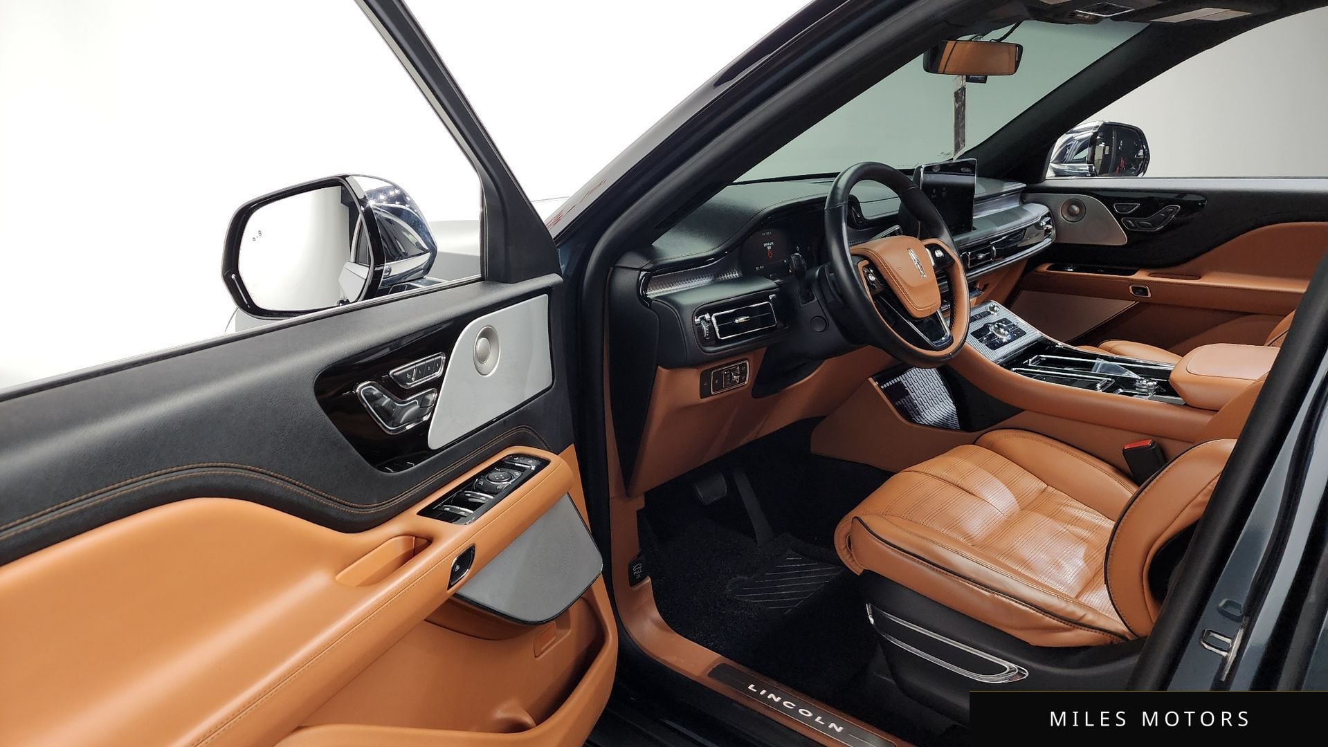 Lincoln Aviator 2020 — миниатюра 10